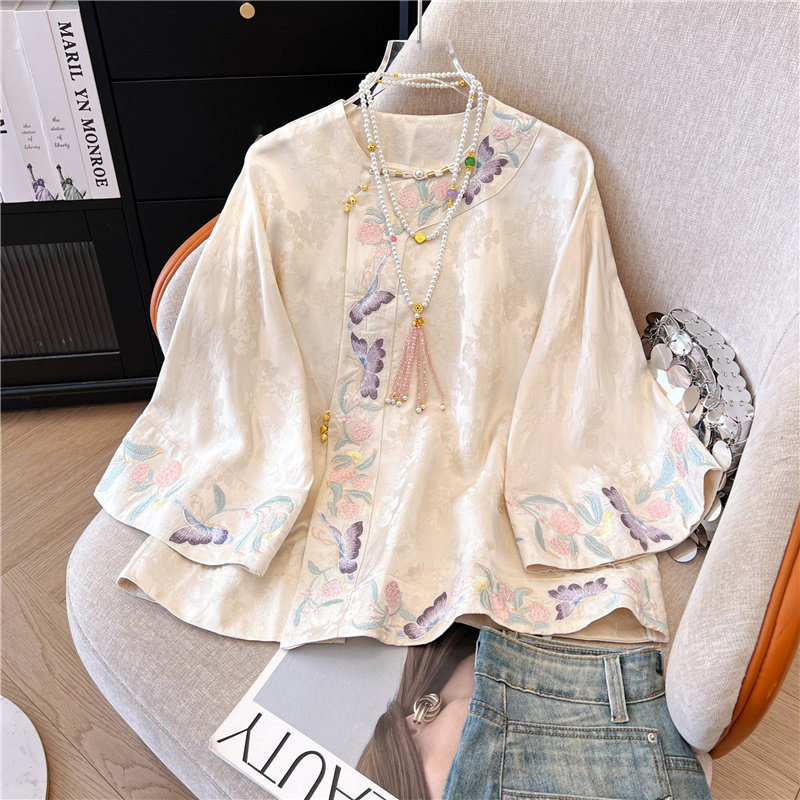 New Chinese-Style Button-Up Three-Quarter Sleeve Shirt for Women, Spring and Summer, Plus Size, Slimming, High-End, National Style, Embroidered Tang Suit Top New Chinese-Style Button-Up Three-Quarter Sleeve Shirt for Women, Spring and Summer, Plus Size, Slimming, High-End, National Style, Embroidered Tang Suit Top