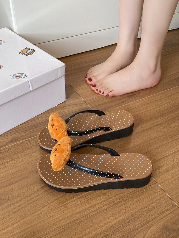 高見えする水玉模様がおしゃれで可愛い白うさぎのアウターウェアは快適で耐久性があり、耐摩耗性が高く、女性用のハイヒールのヘリンボーンサンダルです。|undefined