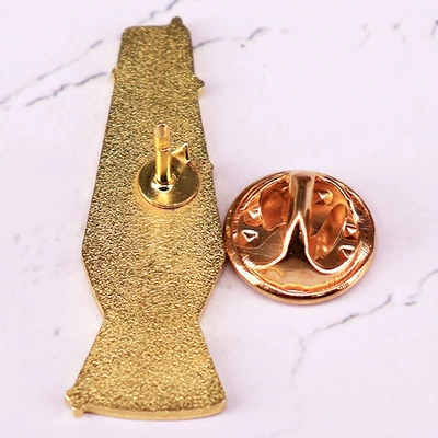 Yaxa sancaqları lamp enamel pin