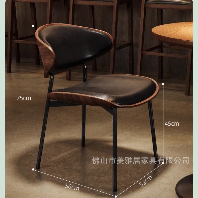 レトロなカフェテーブルと椅子の組み合わせ無垢材ベーカリーケーキショップチェアパブB&Bデザートミルクティーショップダイニングテーブルと椅子|undefined