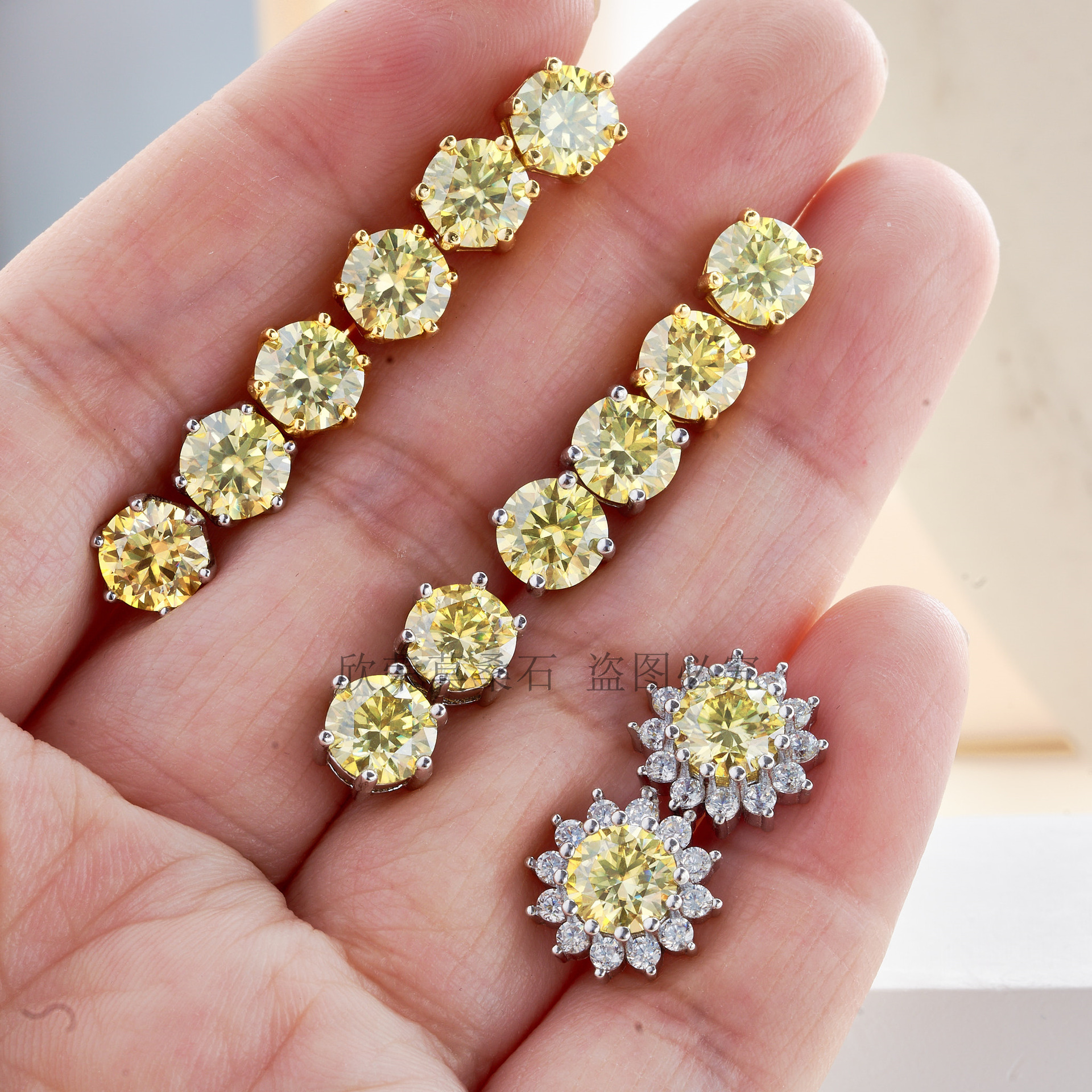 1CTX2 pernos de piedra de moissanita amarillo limón con certificado GRA cabeza de toro pernos de piedra de moissanita se pueden medir con un bolígrafo de plata S925