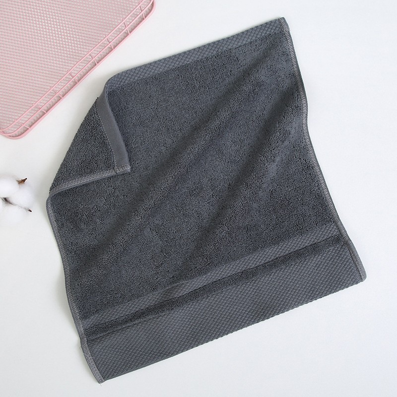 綿100% の小さい方のタオルの卸売り35*35の長い綿の無地の断段のタオルの吸水の贈り物の刺繍の綿のタオル|undefined