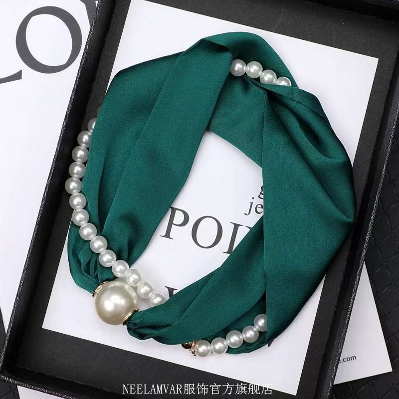 Темно-зеленый + жемчуг