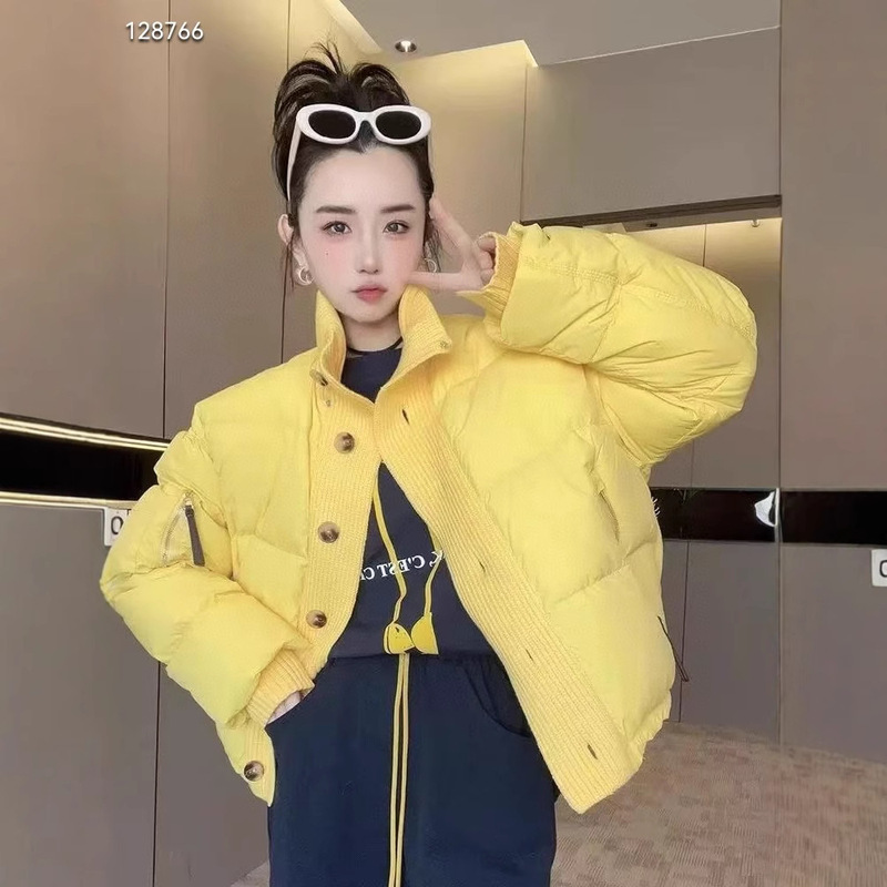 韓国系のファッションスタンドカラーは小さい子のパン服の婦人服をつなぎ合わせます。|undefined