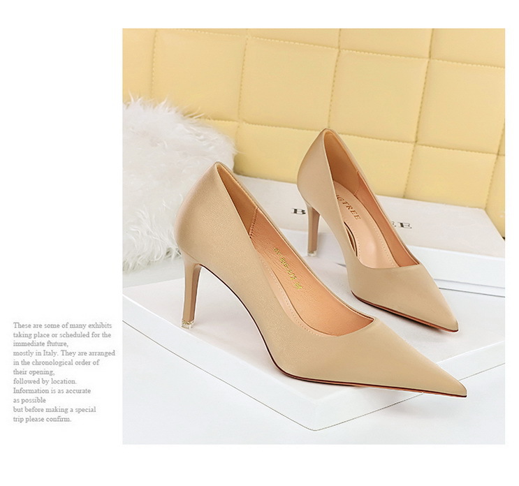Mode einfach alle-passenden high heels dünne fersen high heels flach mund spitzen frühling und herbst satin frauen der einzelnen schuhe_voghion.com