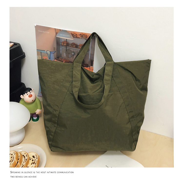 Women's American retro single-shoulder crossbody bag, casual tote bag, large-capacity single-shoulder bag, high appearance level, versatile travel bag undefined