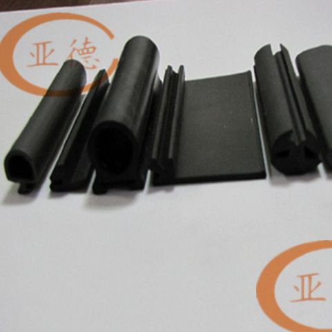 供应橡胶密封条三元乙丙橡胶密封条 防滑胶条 橡胶皮条 防撞条