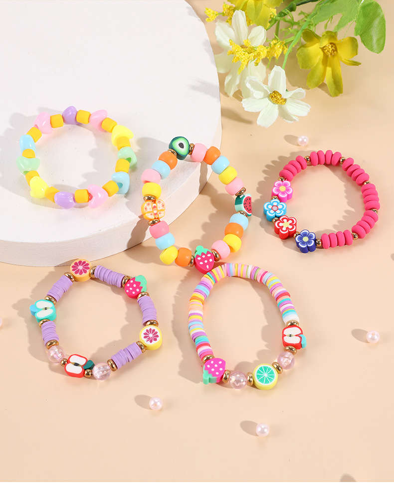 Cute Fruit Heart Shape Flower Arylic Soft Clay Beaded Girl's Bracelets 1 Piece display picture 4