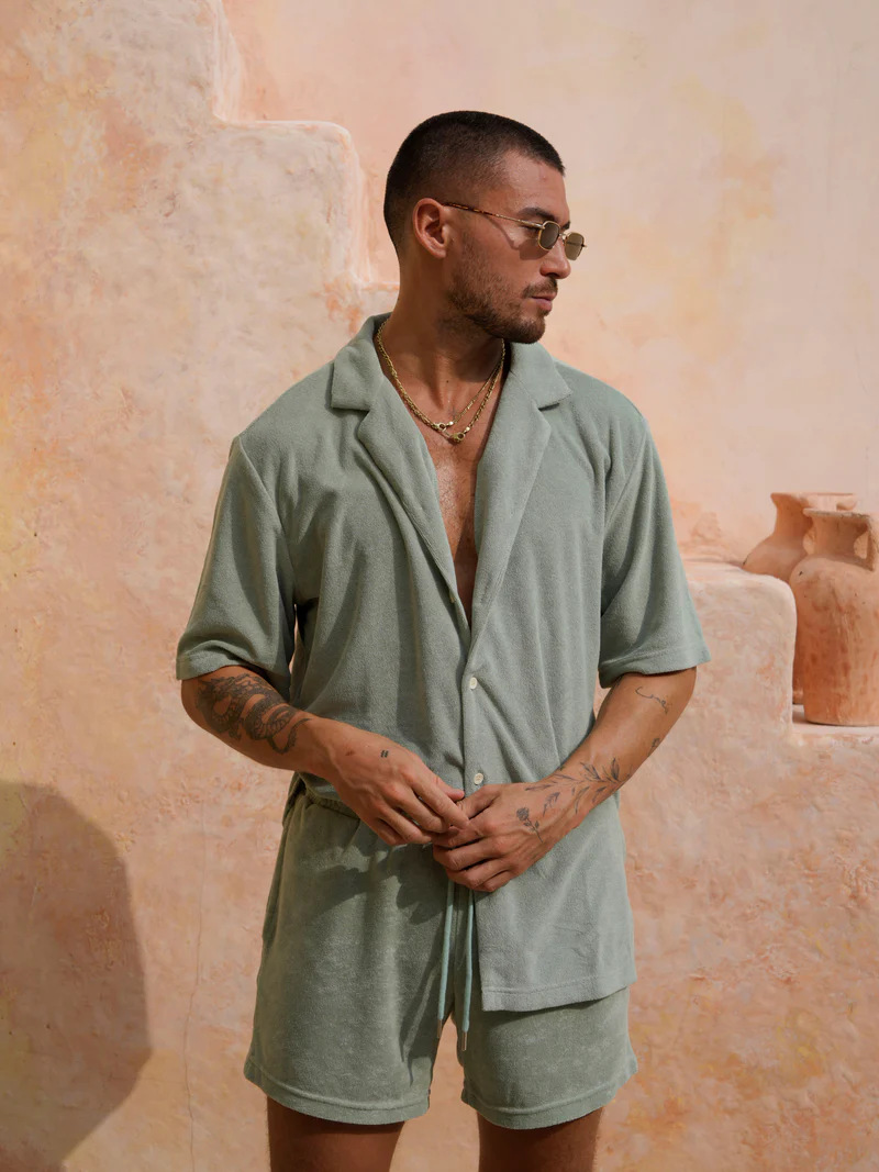 Conjunto masculino de músculos locos, pantalones cortos deportivos y de ocio, sudaderas de verano y blusas de dos piezas, conjunto de códigos europeos transfronterizos masculinos