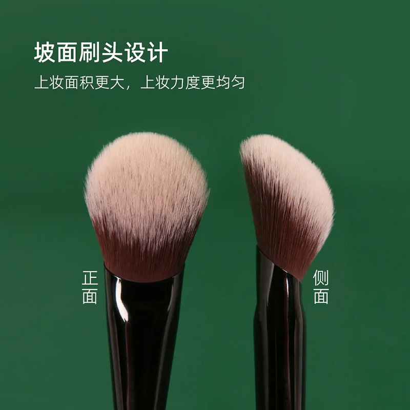 明星同款M65升级坡形腮红膏刷纤维毛柔软上妆自然化妆刷代发批发|undefined