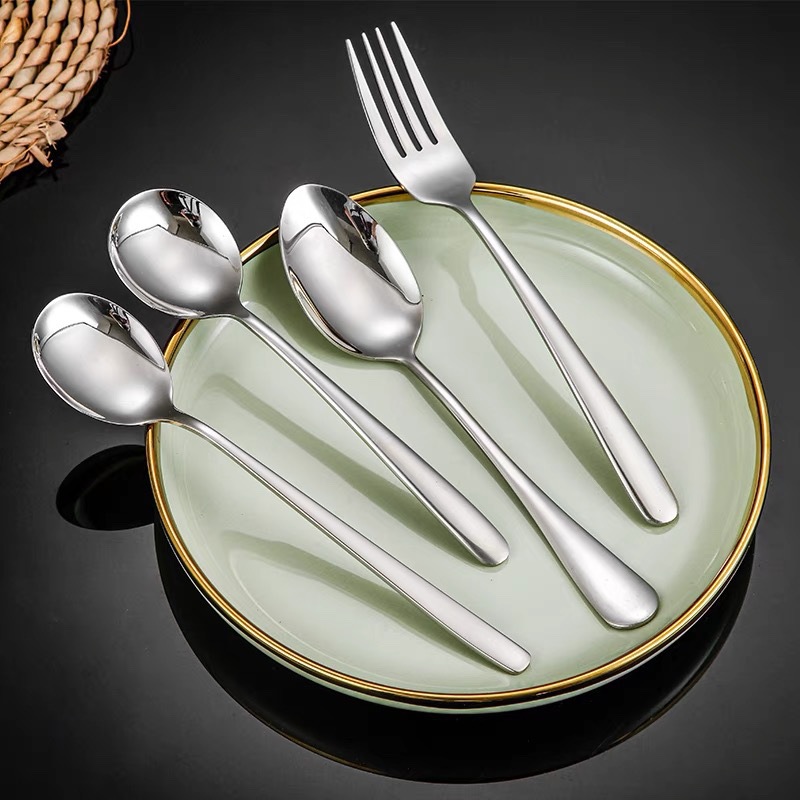 Espesado 304 acero inoxidable cucharas caseras cucharas