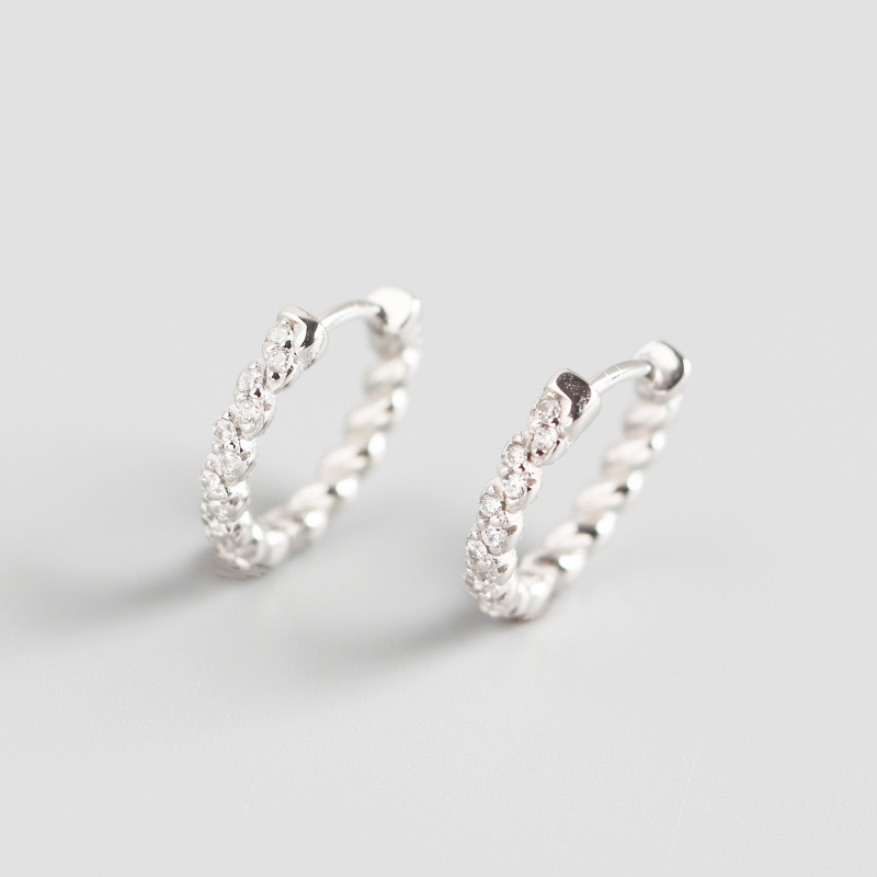 geometric twist winding diamond temperament wild ear buckle trendy earringspicture6
