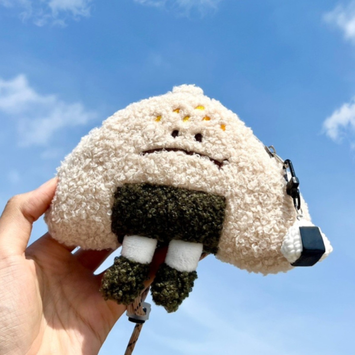 주먹밥 불행 행잉넥백