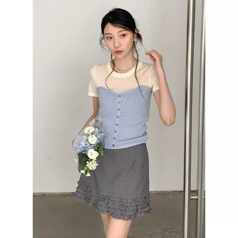 衣尔衫 假两件羊毛撞色正肩针织衫女修身短袖单排扣显瘦圆领0395