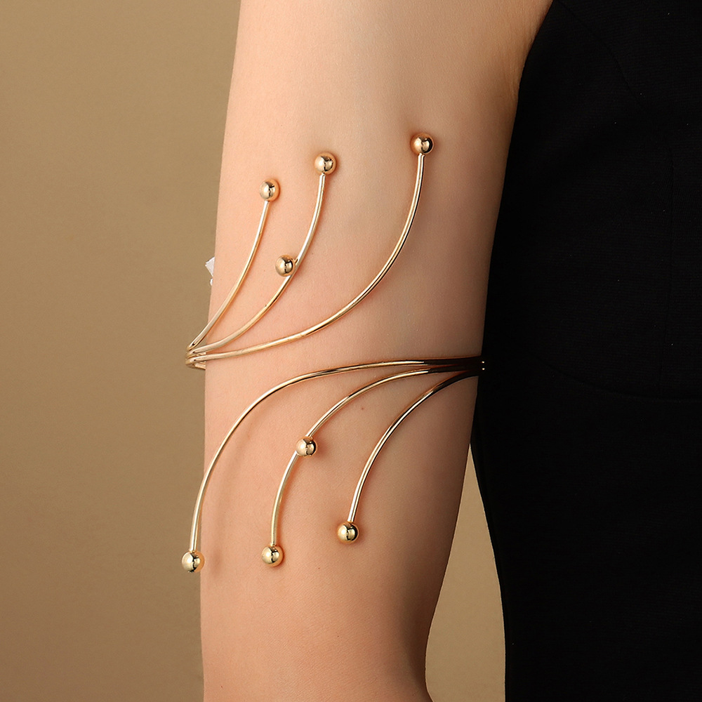 24g Weight Alloy Pendant Material No Inlaid Inlay Material arm bracelet Classification Alloy Chain Material Anniversary, Business, Travel Occasion Alloy Material Geometric Pattern All Seasons Season Women'S Gender Fashion Style Fashion Hollow Geometric Pattern Butterfly Leaf Alloy Bracelet 无