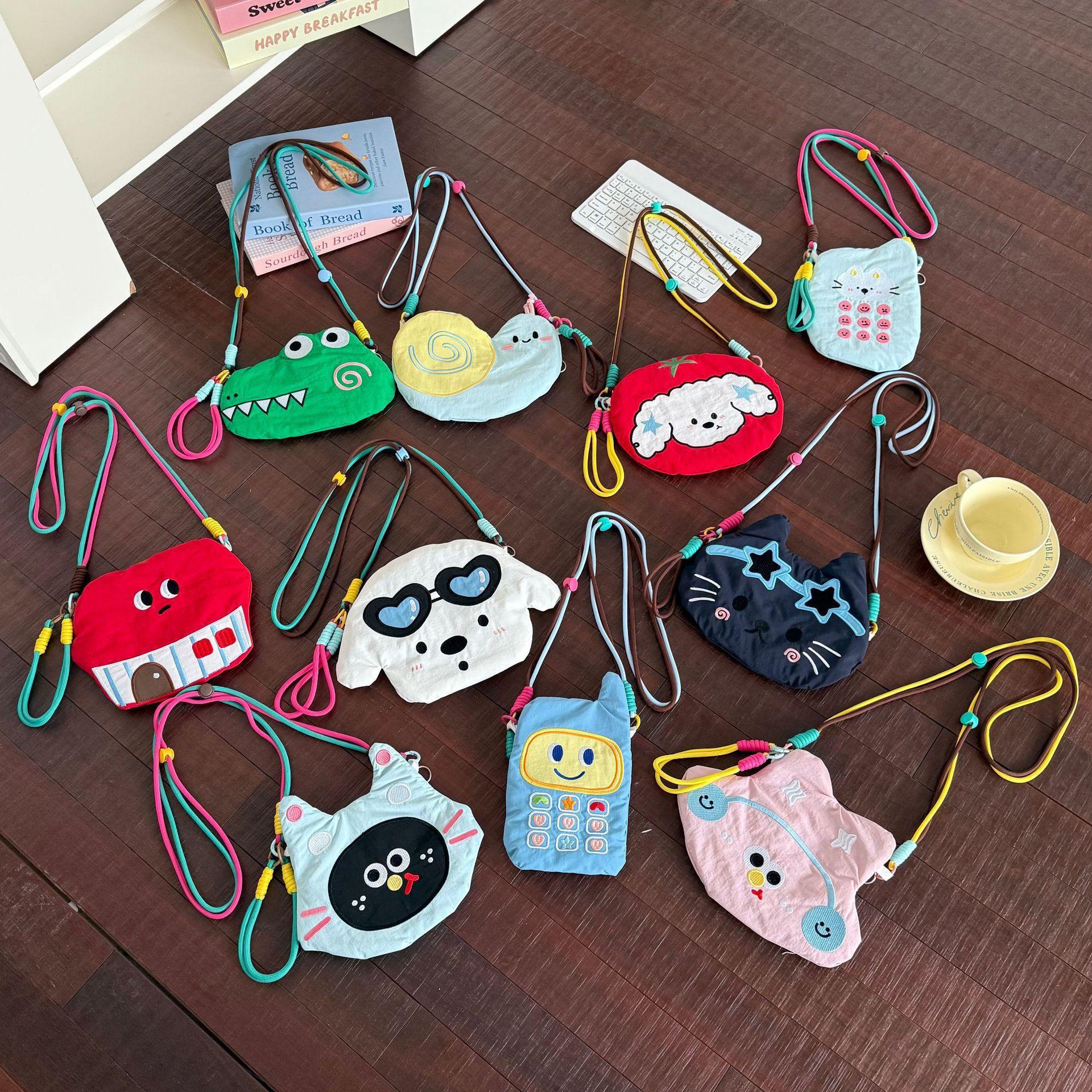 Cartoon small shoulder bag