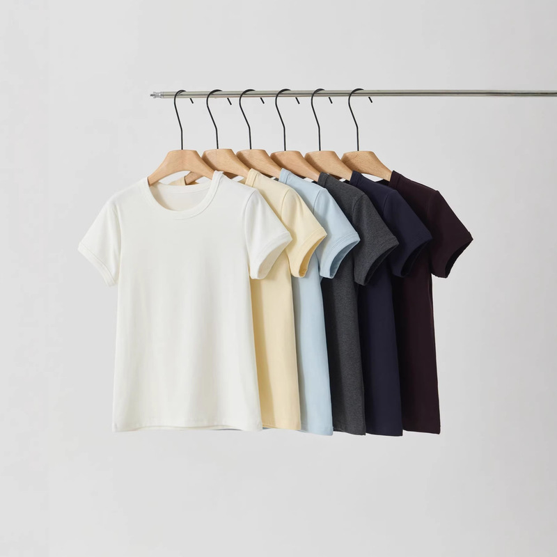 Round Neck, Straight Shoulder, Basic Versatile T-Shirt for Women, 2026 Spring and Summer New Style, Slim Fit, Solid Color, Short Sleeve, Simple Top T-Shirt Round Neck, Straight Shoulder, Basic Versatile T-Shirt for Women, 2026 Spring and Summer New Style, Slim Fit, Solid Color, Short Sleeve, Simple Top T-Shirt