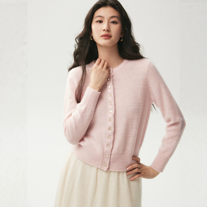 Sparkling! Lace-trimmed round-neck cashmere cardigan for women, casual and versatile for work or leisure, perfect for autumn and winter, a wool knit outerwear piece