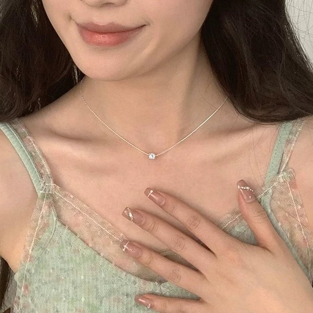 Four-pronged Solitaire Diamond Necklace S925 Sterling Silver Simple Fashion Light Luxury Niche High-end Versatile_voghion.com