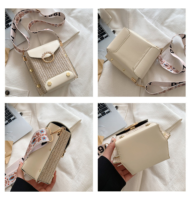 2022 New Fashion Wide Strap Crossbody Straw Small Square Bag display picture 1