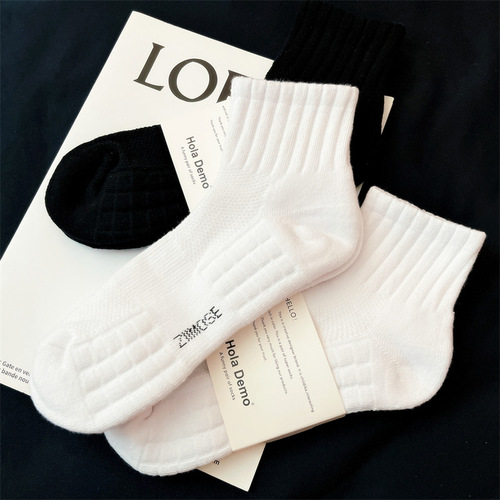 New socks men's mid-calf socks breathable high-quality white sports socks short socks men's towel bottom basketball socks