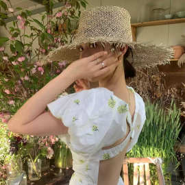 ins博主天然咸草毛边大檐编织沙滩度假草帽夏天旅游防晒遮阳帽女