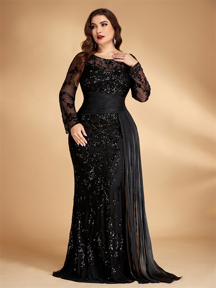 Böyük ölçülü sequinli uzunqol axşam paltarı