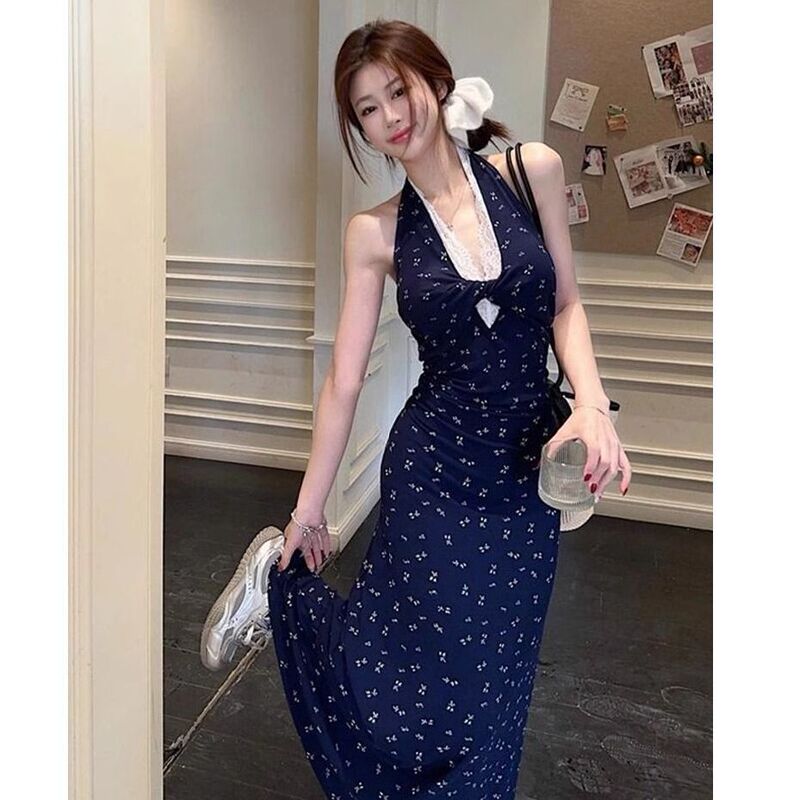 French-Style Halter Neck Floral Dress for Women, Summer Seaside Stunning Lace Patchwork Waist-Cinching A-Line Long Dress