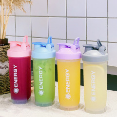 シェイクカップ健康カップタンパク質パウダーシェイクカップ大容量ポータブルスケール攪拌ボールプラスチックスポーツカップ