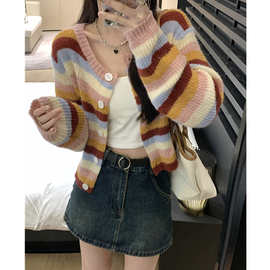 韩系彩虹条针织开衫毛衣外套女秋冬新款温柔宽松圆领短款上衣女