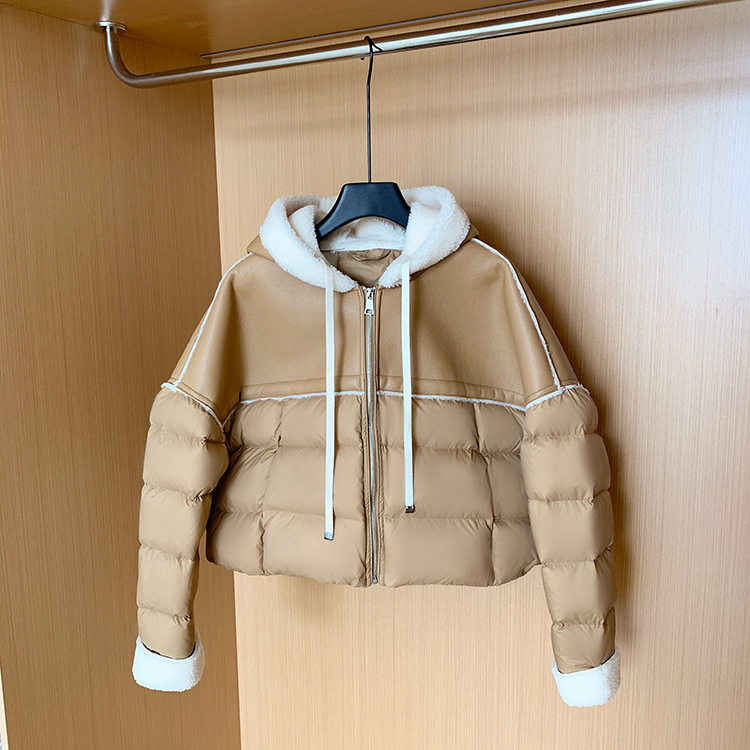 Giacca corta europea in piumino per donna stile corto cuciture colore a contrasto pelle PU leggera lusso alta qualità maglione largo 2024 nuovo inverno_voghion.com