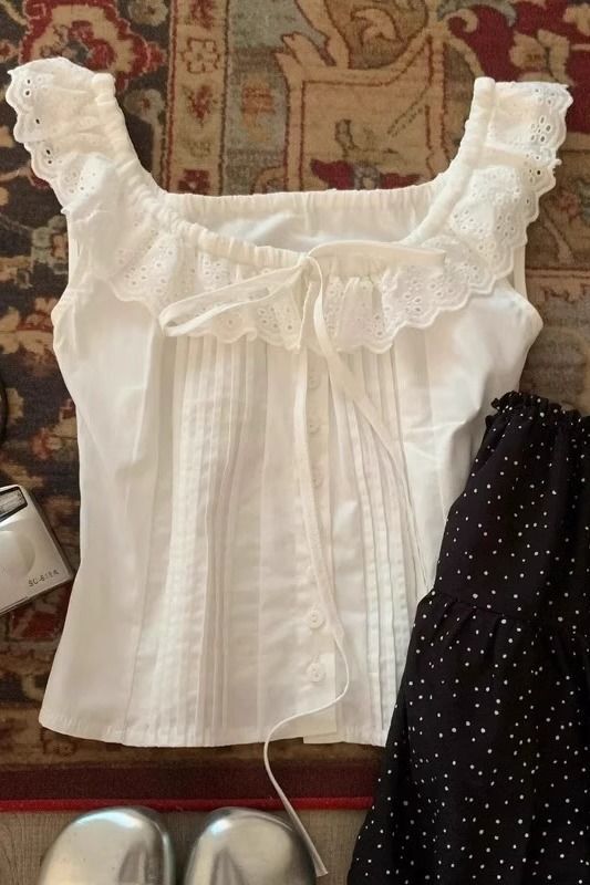 Lace Square Collar Pleated White Shirt Women's Summer New Design Niche Sleeveless Vest Top