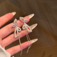 精致法式蝴蝶结耳环女轻奢高级感气质耳钉小众设计长款流苏耳饰