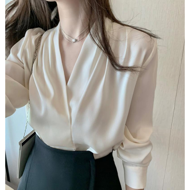 흰색 긴 소매