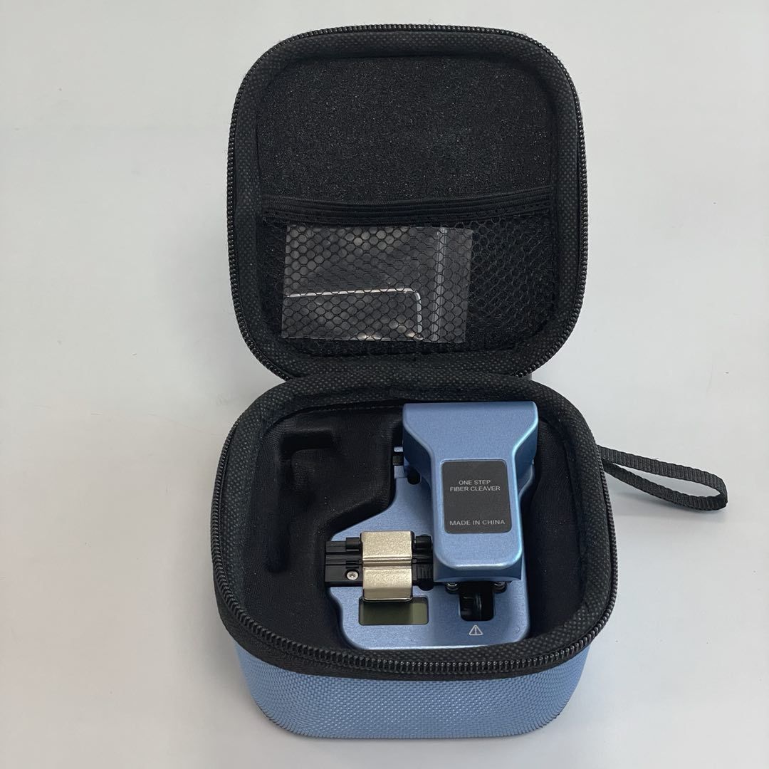 �����������и��һ��ʽ���۽����˵�һ��ѹ�����и�Զ��ص�