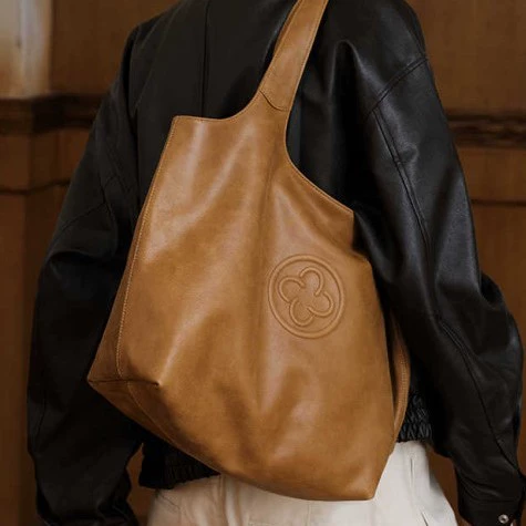 Retro vest, capacious one-shoulder bag, custom-made, wholesale