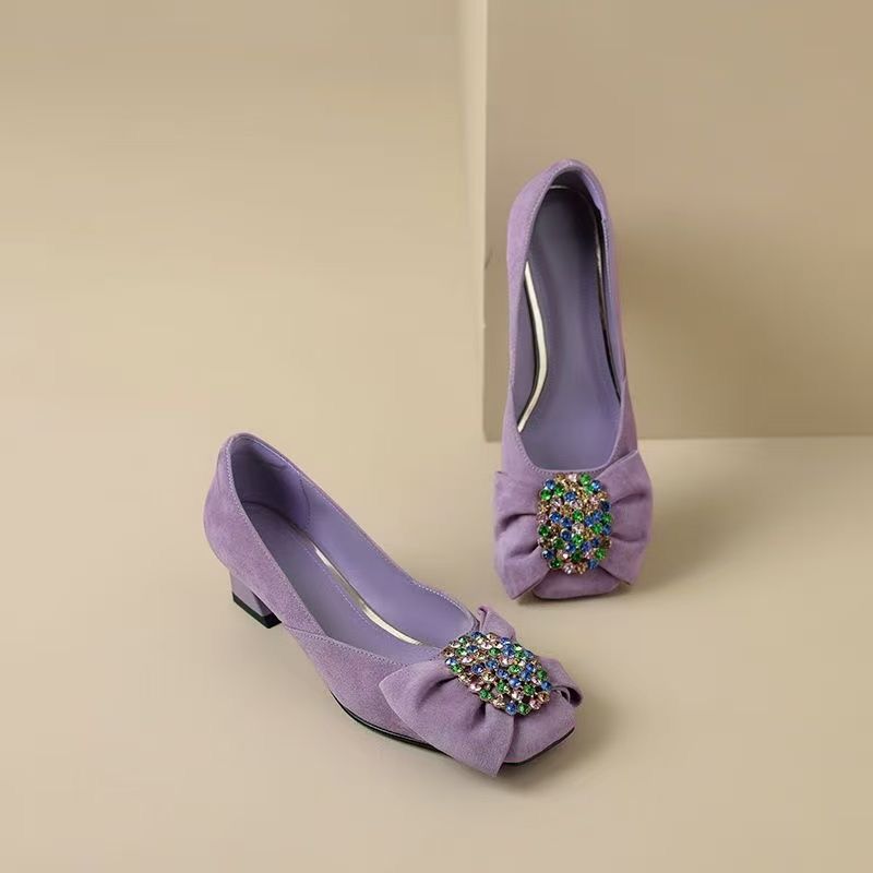 2025春秋新款真皮气质紫色中跟浅口单鞋女鞋水钻蝴蝶结尖头高跟鞋