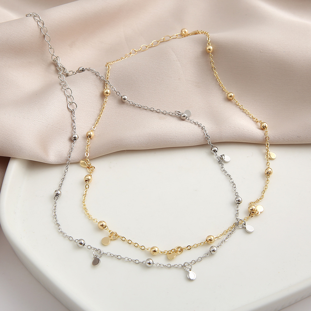 Collana con ciondolo a forma di stella e luna per donna elegante_voghion.com