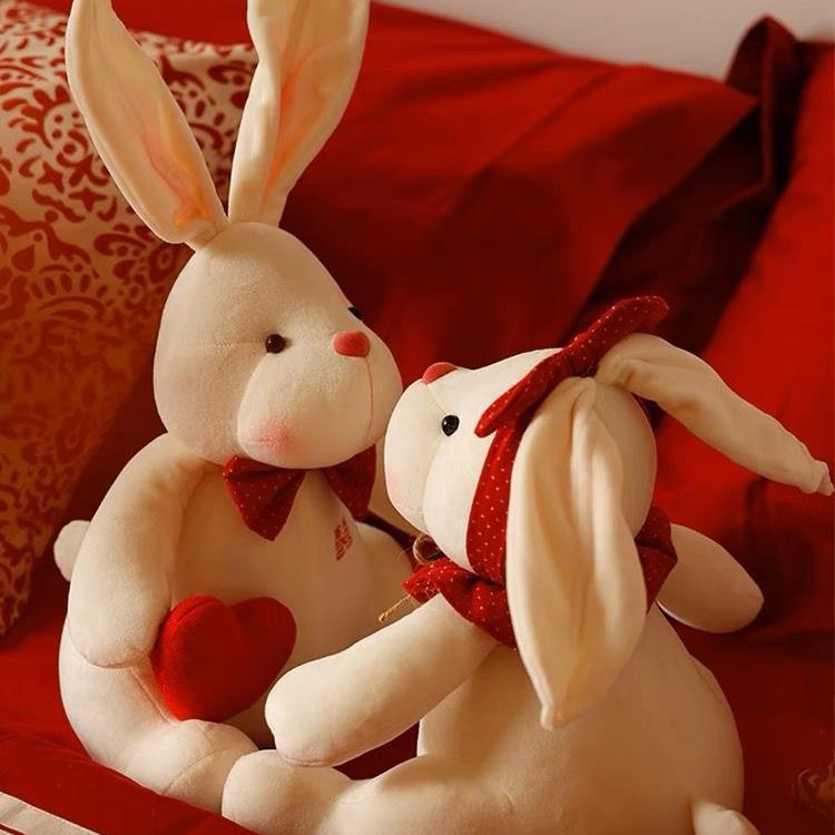 행복한 단어 프레스 침대 인형 신혼 부부 결혼식 토끼 인형 인형 봉제 장난감 선물 결혼식 방