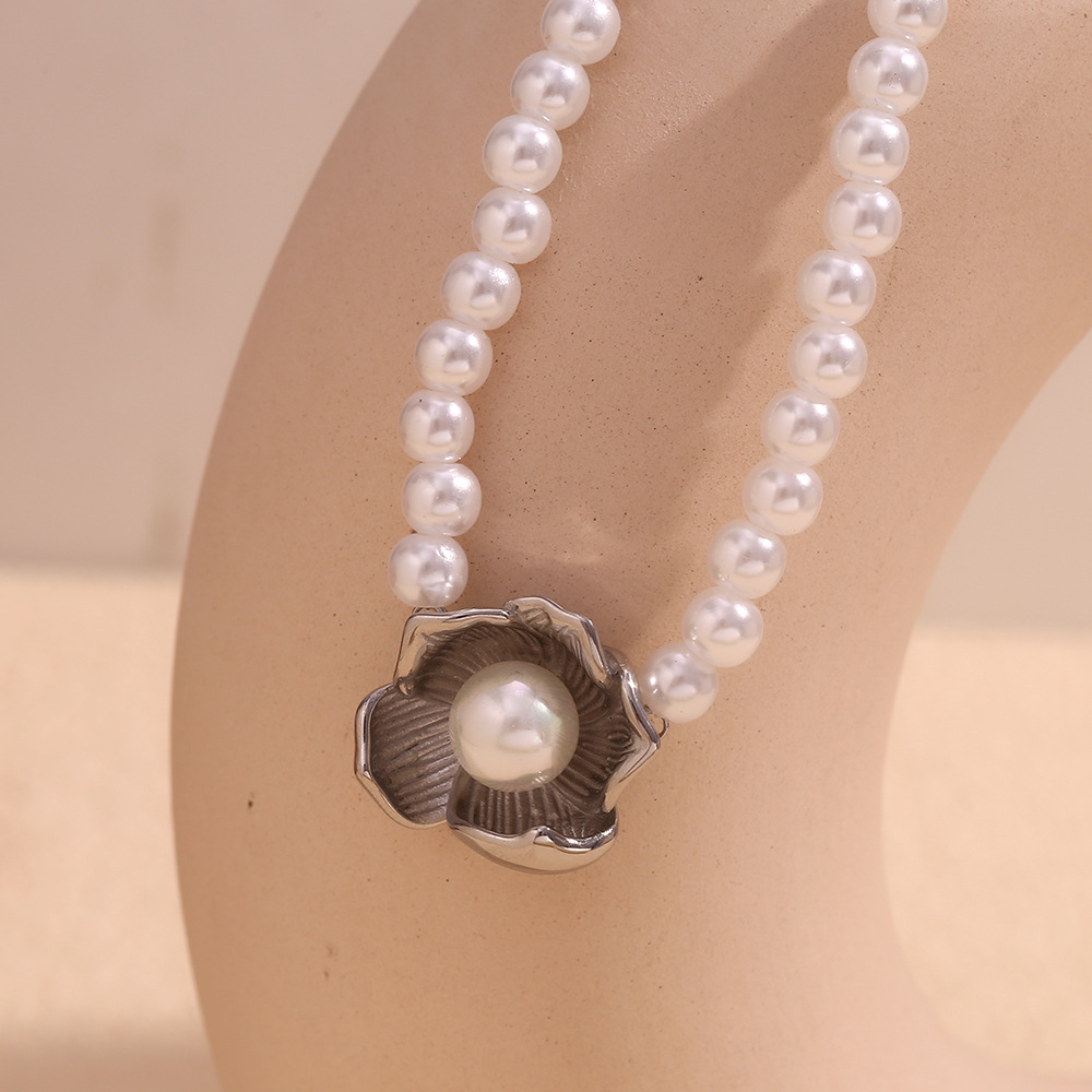 Steel Color Pearl Flower Pendant Stainless Steel Necklace