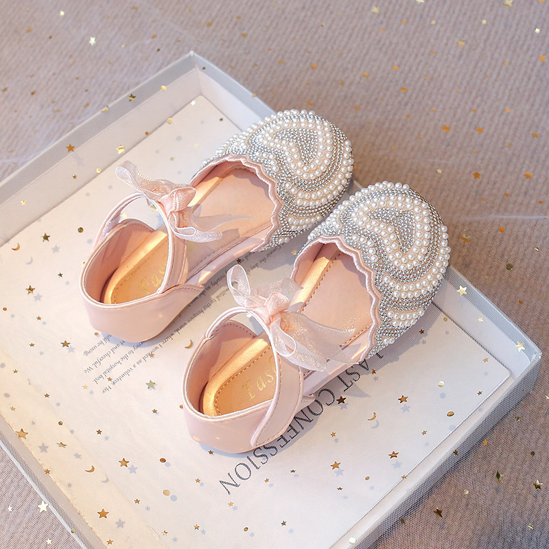 2026 Princess Shoes Trendy Rhinestone Shoes Heart Bow Girls' Shoes Children's Baby Leather Shoes Spring and Autumn Comfortable Soft Sole