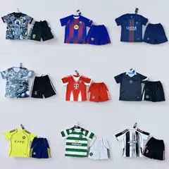 2526 Large Size Kidsren's Football Uniform Set Barcelona Bayern Real Madrid Chelsea Juventus Tottenham Football Jersey Team Uniform Wholesale