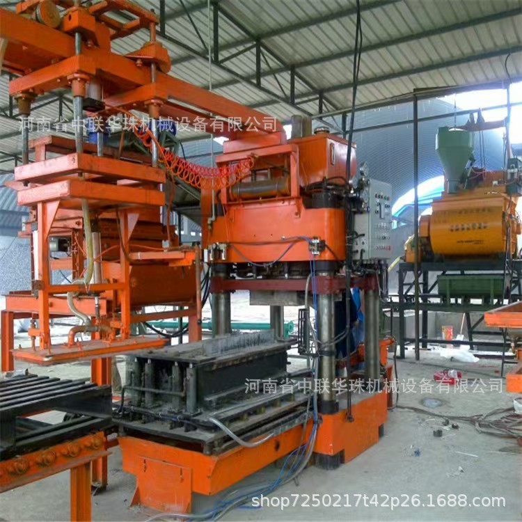 各种彩瓦机械 粘土砖机械 水泥垫块机型号齐全水泥彩瓦的水泥瓦