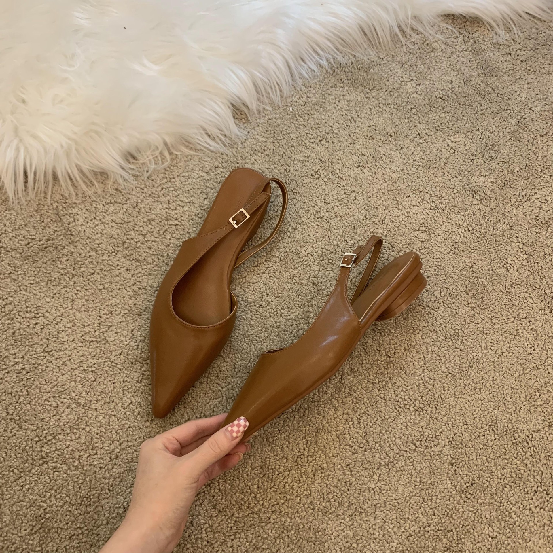 Dámské ploché boty s internetovými celebritami pro jaro a léto 2023, tenký podpatek, špičatá špička, mělká ústa, taštičková špička, kočičí podpatek, pásek, vílí boty_voghion.com