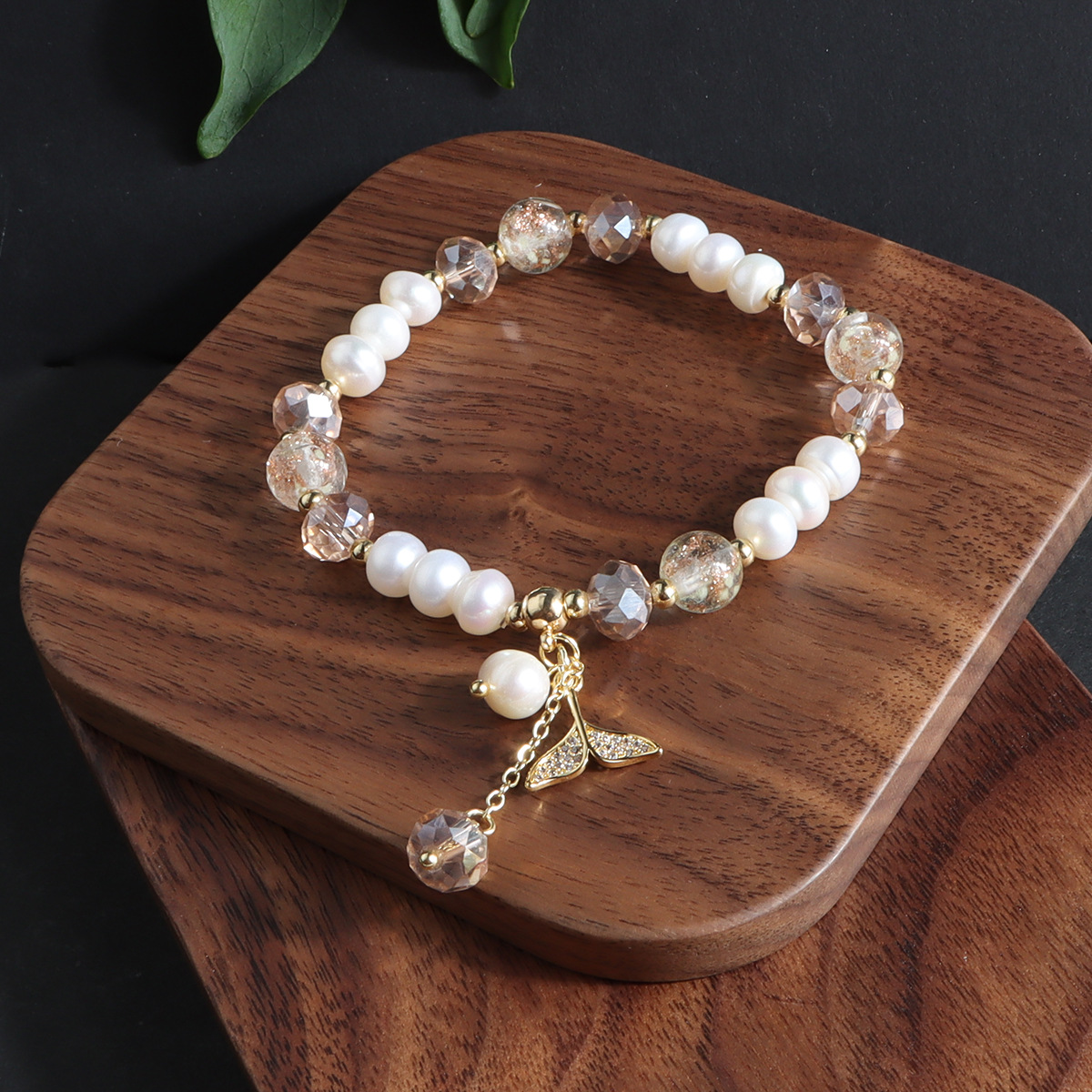 Freshwater Pearl Crystal Fishtail Style