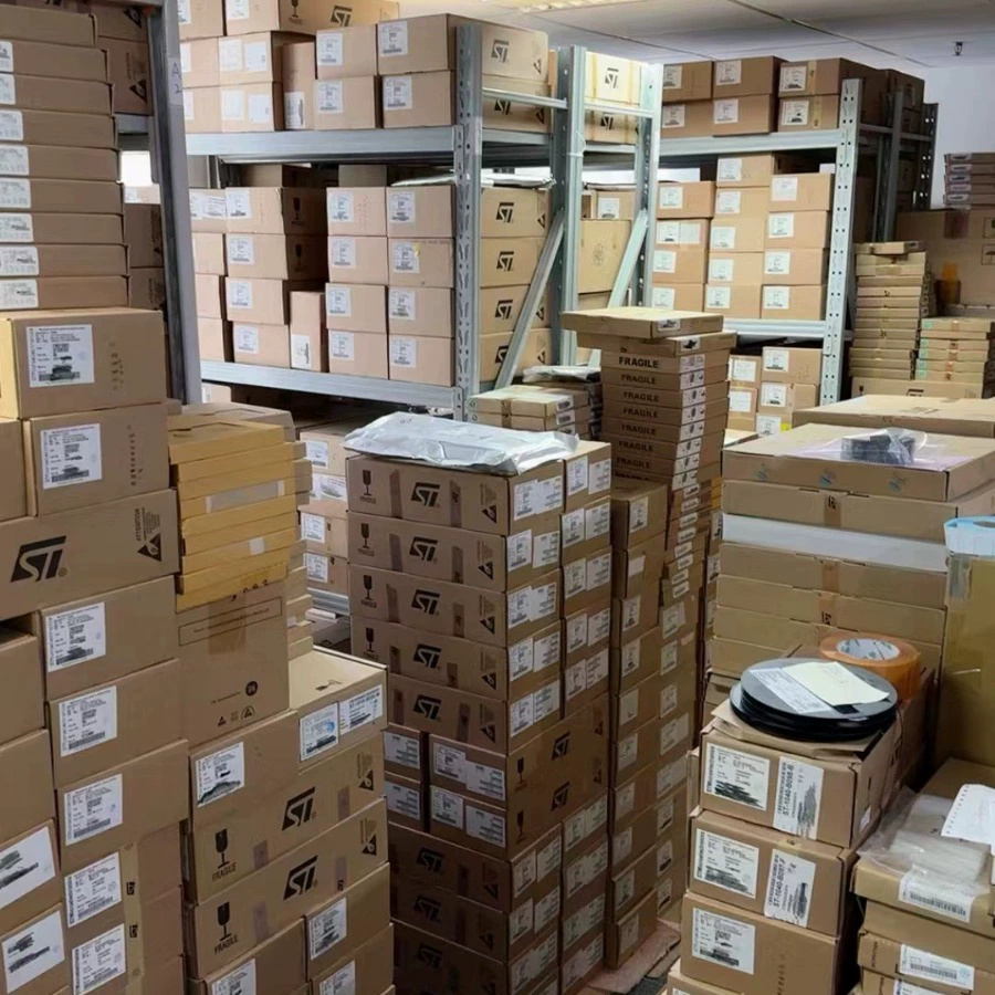 Защитный варистор TDK/EPCOS B72530G1140S862 1210 22V 400A