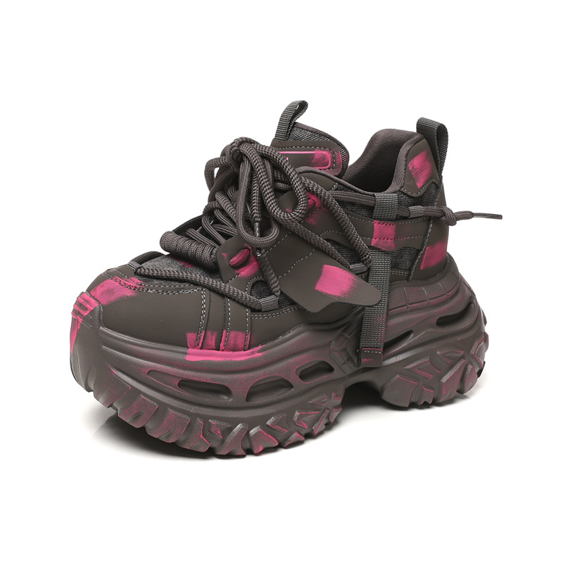 Giày sneaker nữ đế dày tăng chiều cao kiểu platform — màu đen