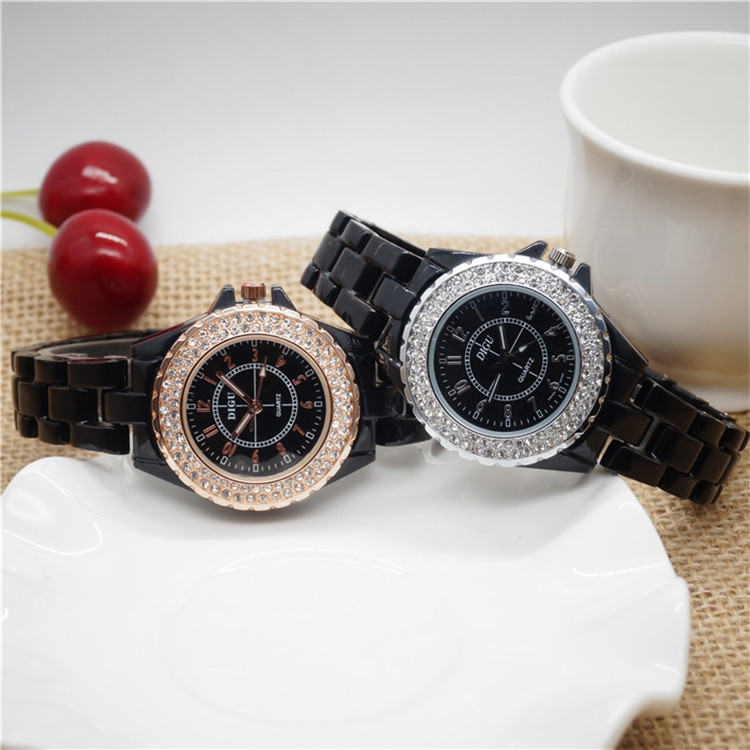 Sommer klassische heiße Art koreanische Marke Damen Quarzuhr weiße Keramik Damenuhr wasserdicht Student Mode Uhr_voghion.com