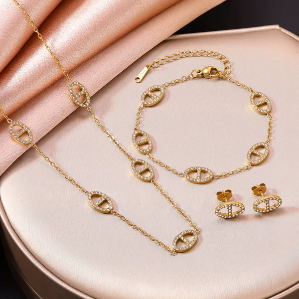 High-End Luxury Style Double D Bracelet, Necklace, and Earrings Set for Women, 18K Gold Stainless Steel with Diamond-Encrusted Pig Nose Design