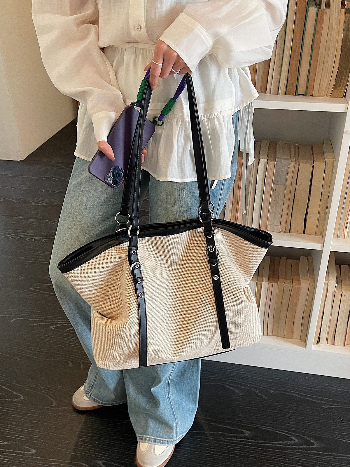 Bolsas de tendencia transfronteriza de gran capacidad para mujeres 2026 nueva moda perezosa bolsas de hombro de brazo para viajar bolsas de ocio image 3